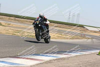 media/Aug-04-2024-TrackDaz (Sun) [[e1ff0814b6]]/Group B/1220pm (Wheelie Bump)/